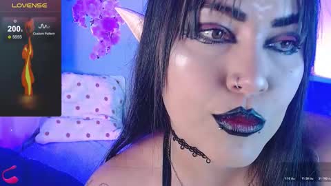 Snapshot of _any_ducan_ chatting on 11-07-25, 02:22 Angie online show from 11-07-25, 02:22