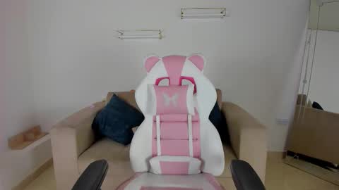    online show from 09-10-25, 12:16