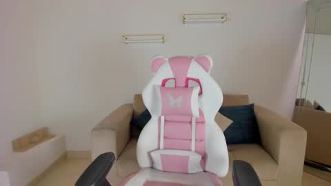    online show from 09-15-25, 12:16