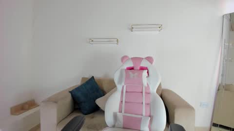    online show from 10-20-25, 12:16