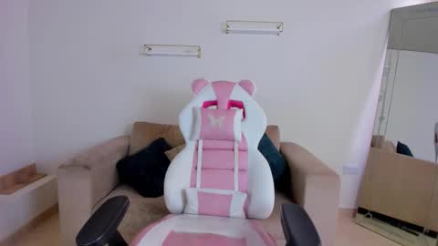    online show from 12-20-25, 12:34