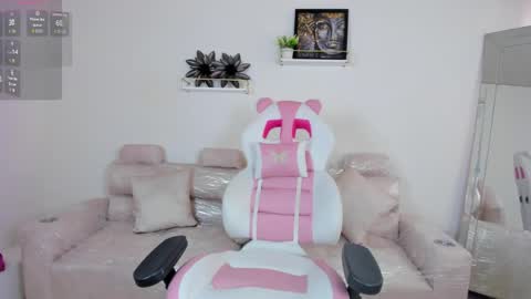    online show from 04-13-26, 12:32