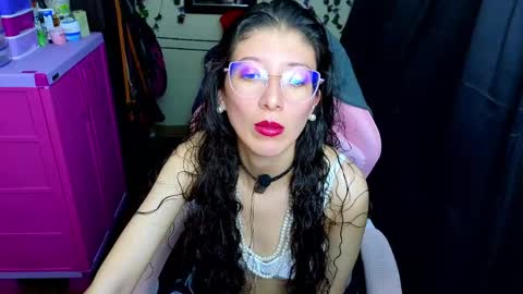 Snapshot of _arlequin_ chatting on 06-02-26, 09:06 _arlequin_ online show from 06-02-26, 09:06