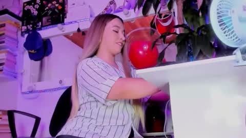 Snapshot of _asscutebig_ chatting on 02-22-26, 04:57 fer online show from 02-22-26, 04:57