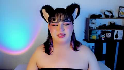 Snapshot of _atalaya_ chatting on 02-23-25, 11:33 independent model atalaya online show from 02-23-25, 11:33