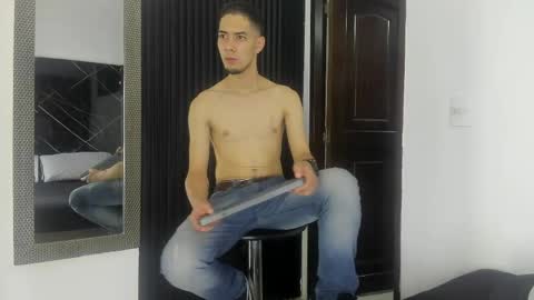 _axel_09 online show from 04-19-26, 04:01
