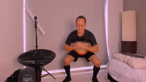 _axelking_ online show from 10-11-25, 12:04