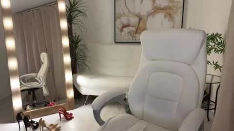 Beylly online show from 02-12-25, 04:33