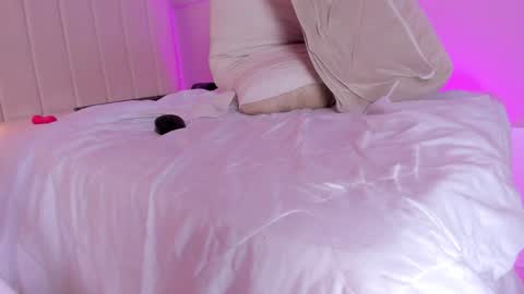Hi guys i am Bianca  online show from 12-05-24, 02:44