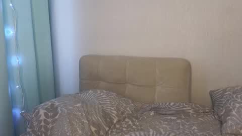 Snapshot of _billiebabe_ chatting on 12-19-25, 07:48 billiebabe online show from 12-19-25, 07:48