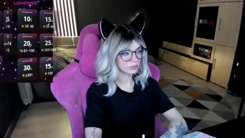 Olivia Subscribe to my Fansly -   online show from 03-17-26, 10:57