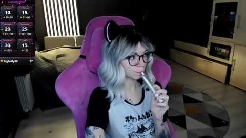 Olivia Subscribe to my Fansly -   online show from 04-17-26, 01:41