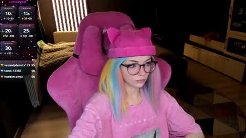 Olivia Subscribe to my Fansly -   online show from 08-05-26, 11:17
