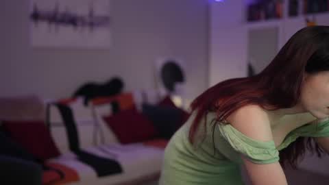 Lili online show from 02-03-26, 06:16