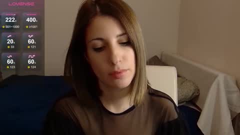 Laura online show from 11-12-25, 08:41