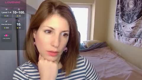 Laura online show from 12-04-25, 08:34