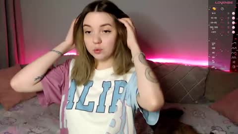 Elizabeth online show from 02-09-26, 09:08