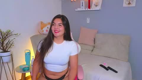 Bonnie online show from 12-17-25, 12:49