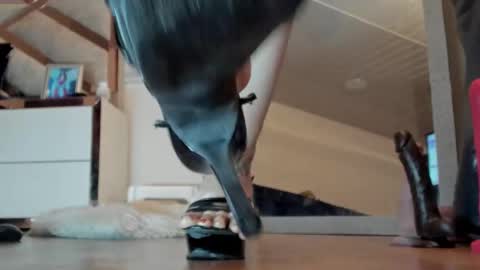 Brenda online show from 02-25-25, 04:10