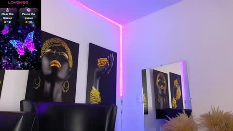 Brenna online show from 02-08-25, 01:54