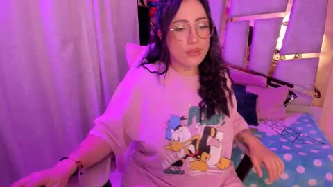 Angie  Independent model online show from 01-15-26, 07:46