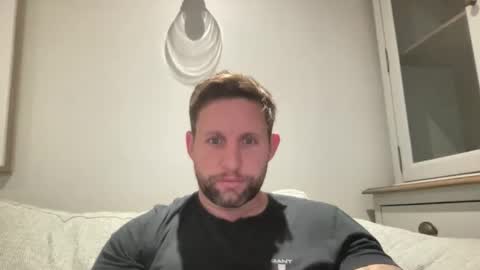  UK BigThick Cock  online show from 09-18-25, 12:51