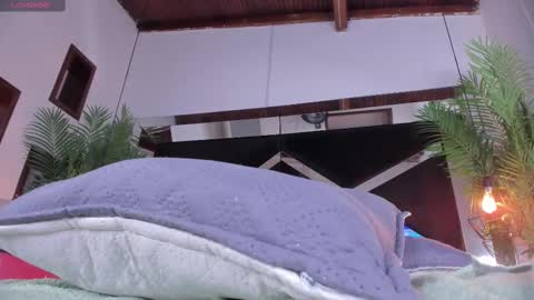 Snapshot of _candy_sweet chatting on 03-07-25, 12:15 Candy online show from 03-07-25, 12:15