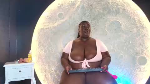 Snapshot of _carolinagomez chatting on 10-09-25, 07:34 Caro. online show from 10-09-25, 07:34