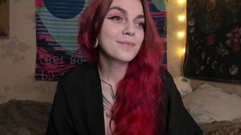 Snapshot of _caroline_coy chatting on 01-31-25, 04:06 Caroline online show from 01-31-25, 04:06