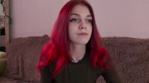 Snapshot of _caroline_coy chatting on 10-15-25, 10:48 Caroline online show from 10-15-25, 10:48