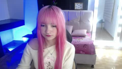 Snapshot of _charlotte_collins_ chatting on 05-02-26, 03:28 _charlotte_collins_ online show from 05-02-26, 03:28