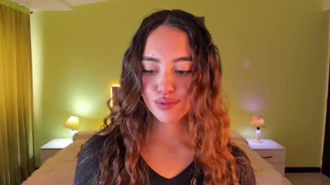 Charlote online show from 10-06-25, 07:00