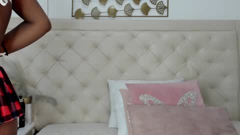 Chloe  online show from 01-12-25, 11:39