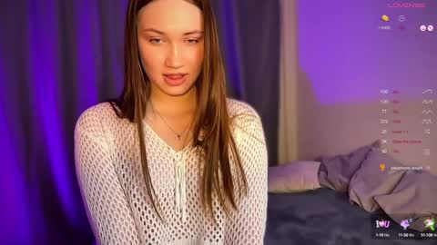 Snapshot of _chloe_miller_ chatting on 12-22-24, 03:11 _chloe_miller_ online show from 12-22-24, 03:11