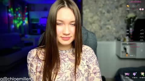 Snapshot of _chloe_miller_ chatting on 01-17-25, 06:02 _chloe_miller_ online show from 01-17-25, 06:02