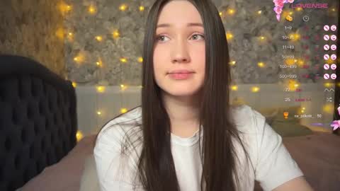 Snapshot of _chloe_miller_ chatting on 03-05-25, 11:16 _chloe_miller_ online show from 03-05-25, 11:16