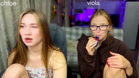 Snapshot of _chloe_miller_ chatting on 10-23-25, 07:34 _chloe_miller_ online show from 10-23-25, 07:34