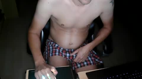 Snapshot of _chris_87 chatting on 09-17-25, 09:16 chris 87 online show from 09-17-25, 09:16