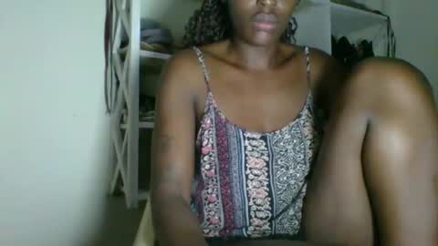 clara online show from 02-25-26, 05:28