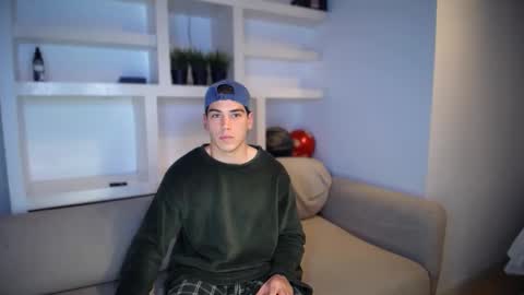 _couplevibes online show from 11-16-25, 06:24