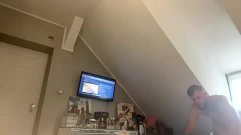 crazy couple online show from 10-18-25, 12:28