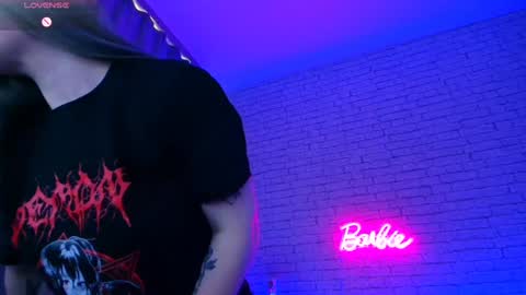 Nica online show from 01-25-25, 04:13