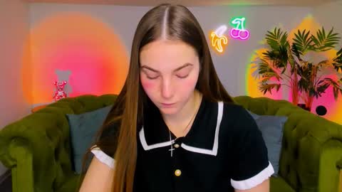 Erika online show from 11-18-25, 01:15