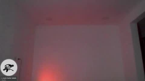 Snapshot of _curiouskitten_ chatting on 02-07-26, 02:15 sara again3 online show from 02-07-26, 02:15