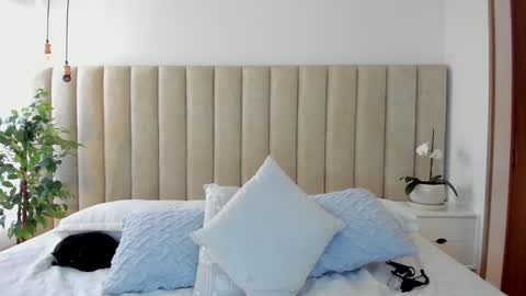 Dara online show from 12-31-24, 06:13