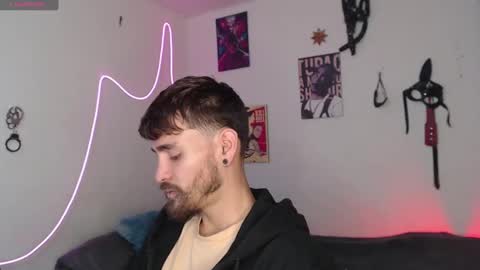 delacruz online show from 12-12-24, 08:53