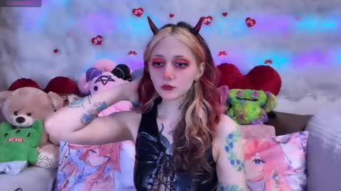 Kate online show from 04-18-26, 07:07