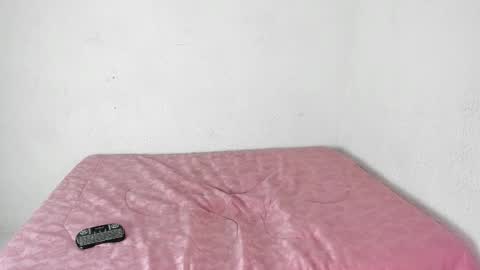 Danielle  online show from 10-17-25, 02:37