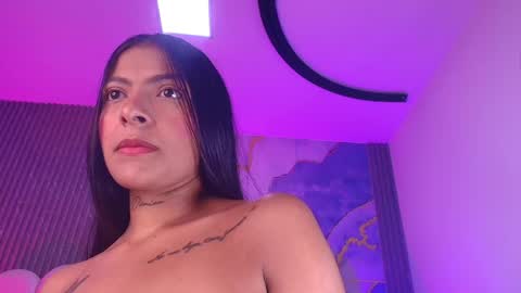 Snapshot of _diionne chatting on 05-01-26, 07:18 Dione online show from 05-01-26, 07:18