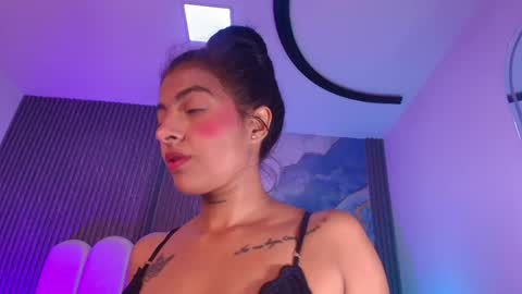 Snapshot of _diionne chatting on 06-02-26, 07:16 Dione online show from 06-02-26, 07:16